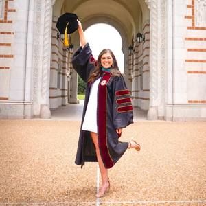 Meet your Posher, Alyssa